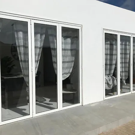 Beautiful 3 Bed 2 Bath In Playa Blanca Villa Debal Villa